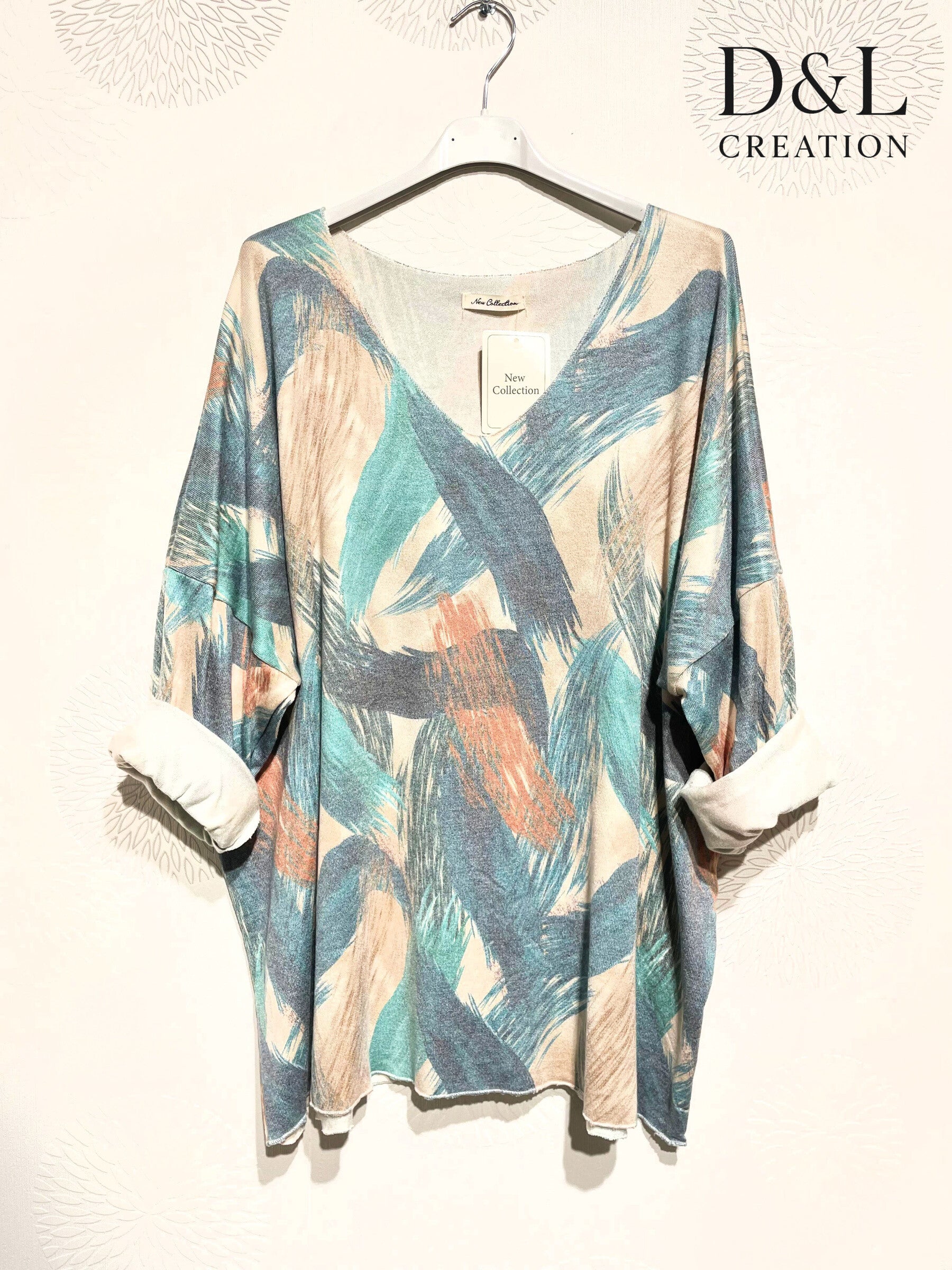 Plus Size Printed fine knit tunic sizes 38 to 54