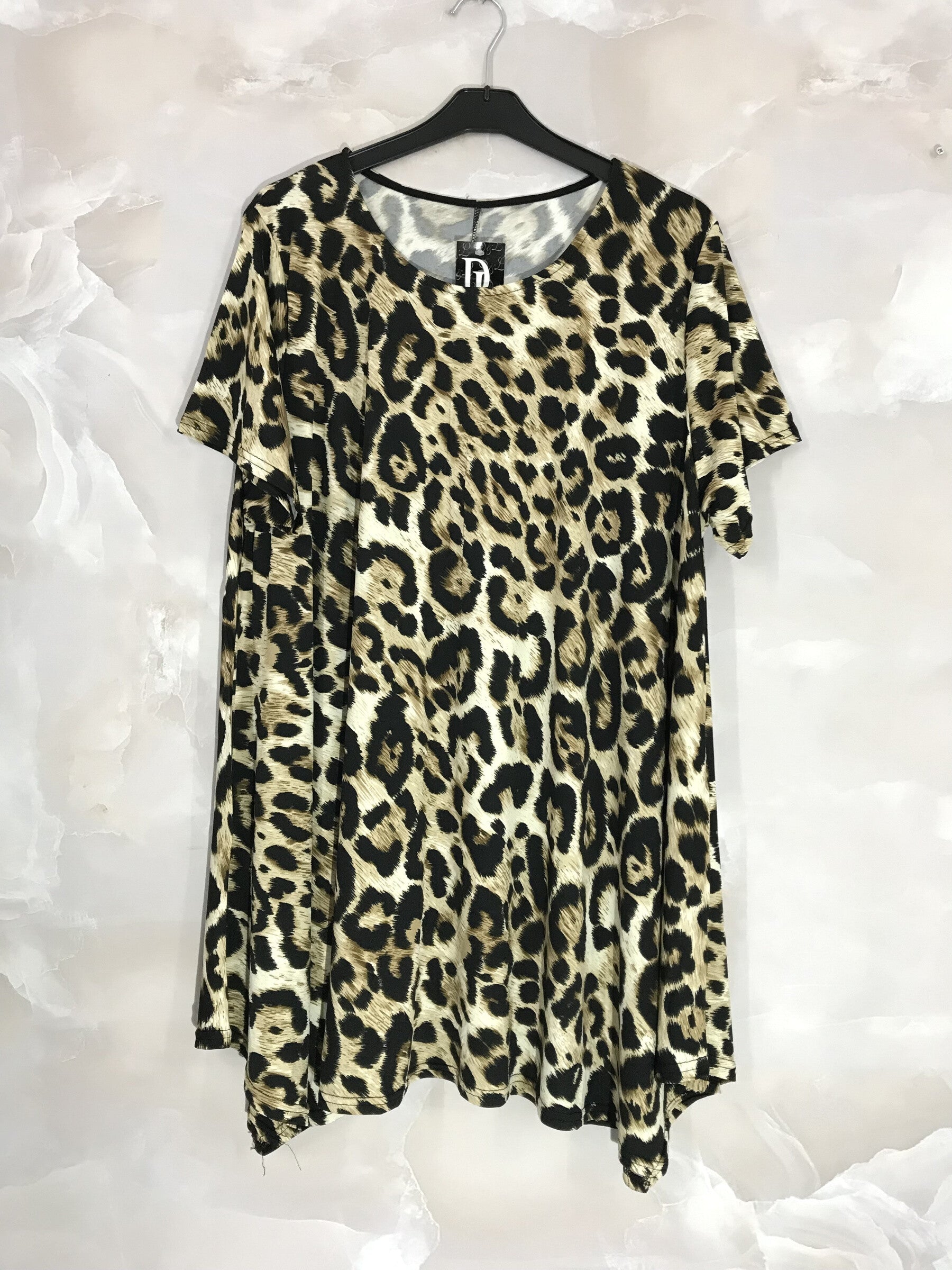 Plus Size Fluid Flared Tunic med Kort Ärmar T40 till T52