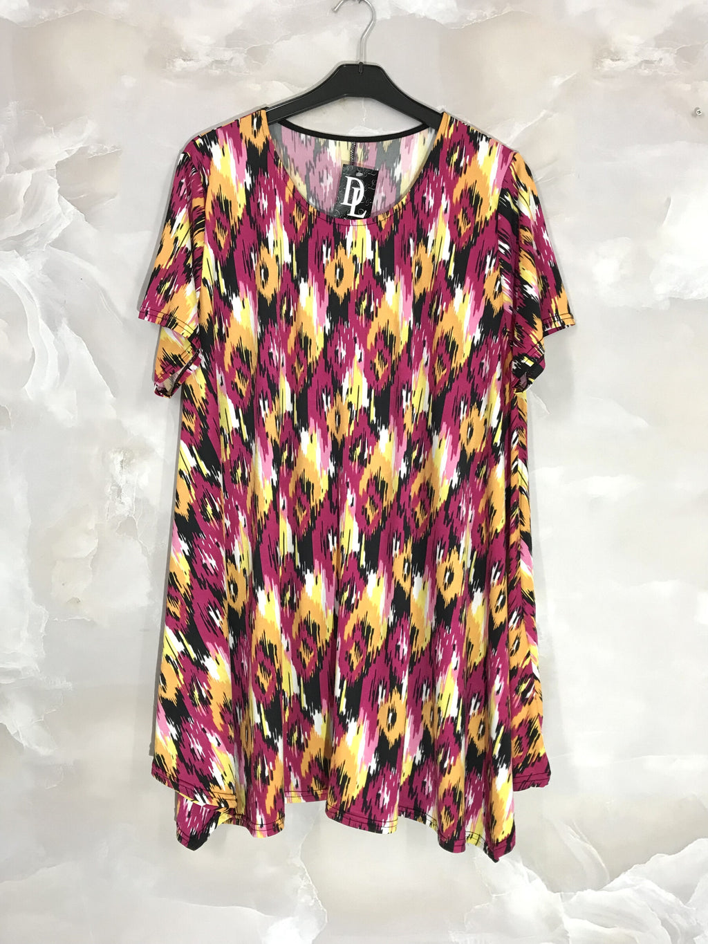 Plus Size Fluid Flared Tunic med Kort Ärmar T40 till T52