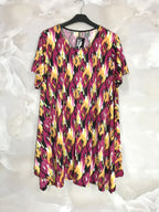 Plus Size Fluid Flared Tunic med Kort Ärmar T40 till T52