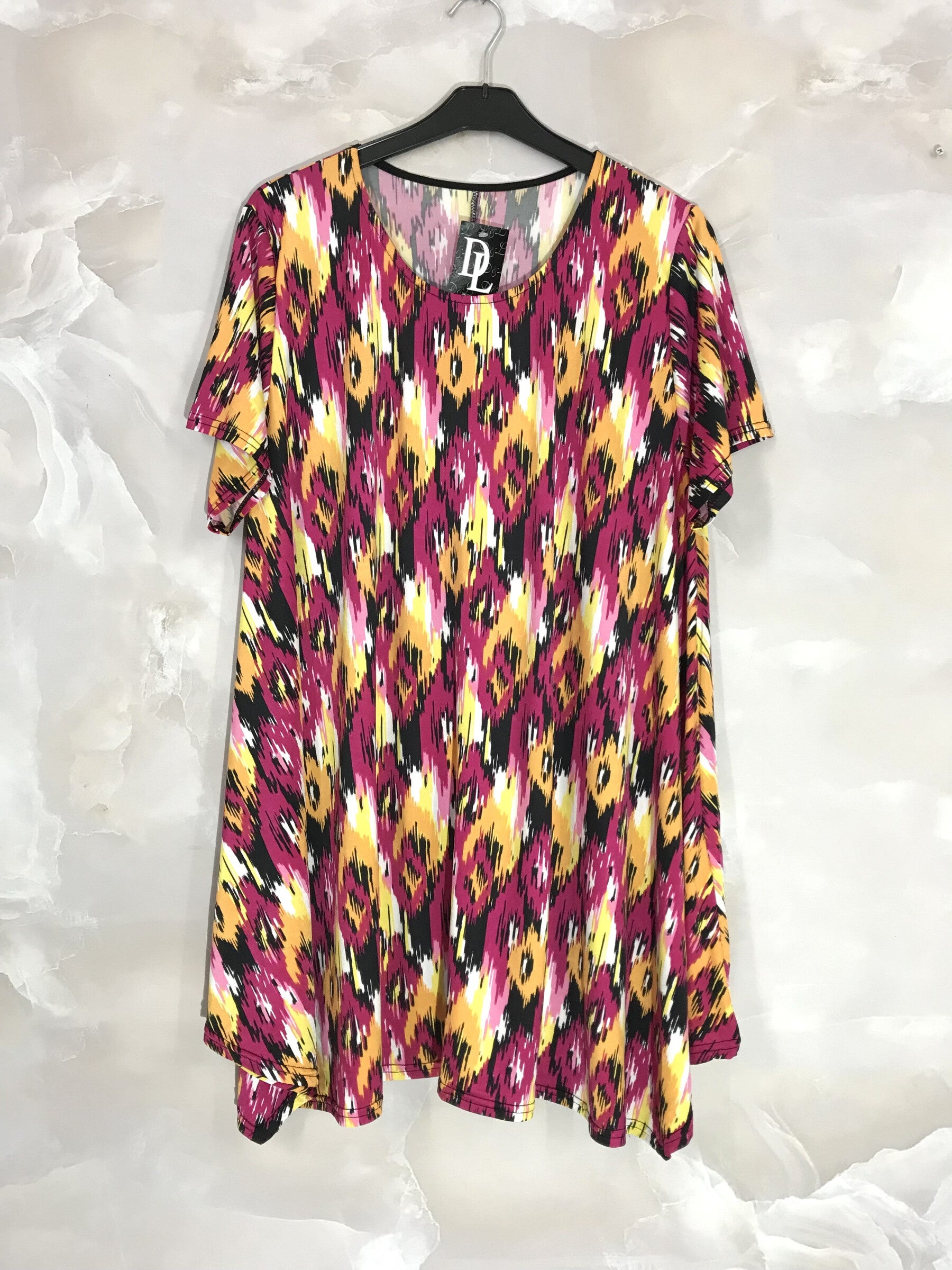 Plus Size Fluid Flared Tunic med Kort Ärmar T40 till T52