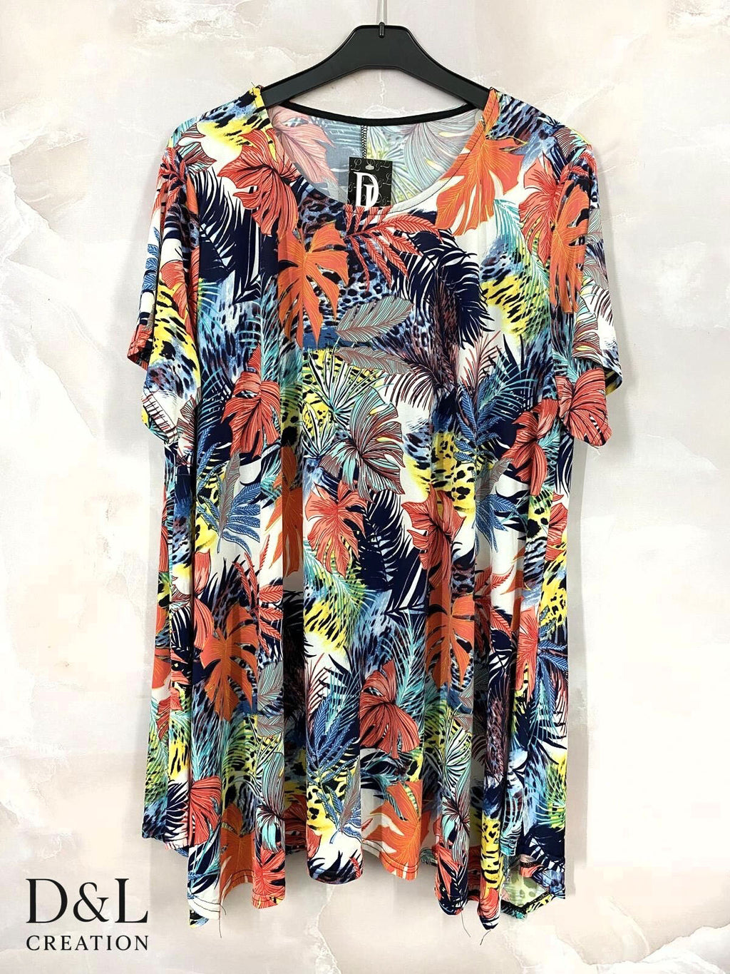 Plus Size Fluid Flared Tunic med Korta Ärmar T40 till T52