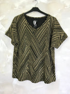 Plus Size Short-sleeved sequined V-neck tunic
