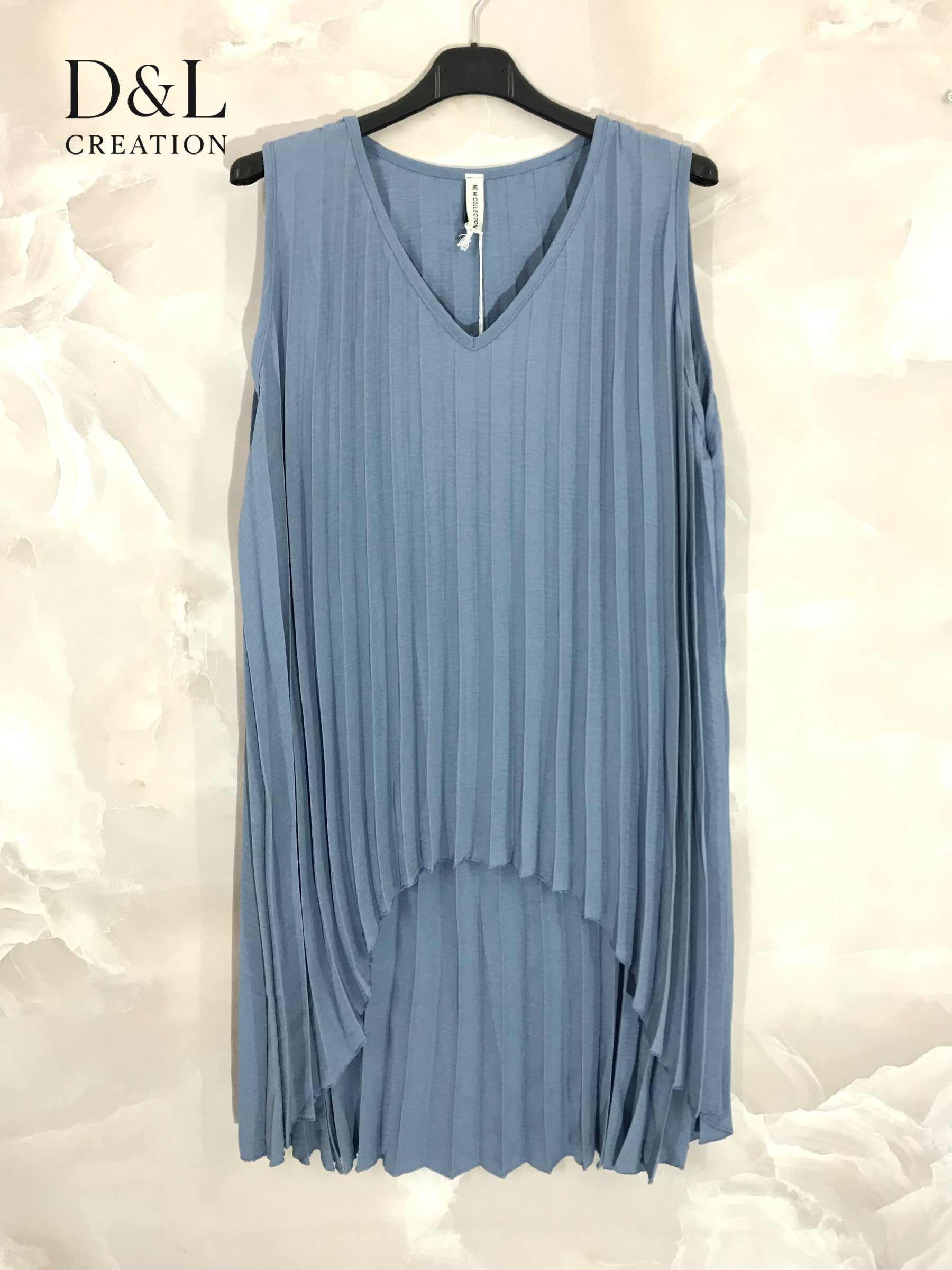 Plus Size Plowed tunic short neck in front of T38 at T60