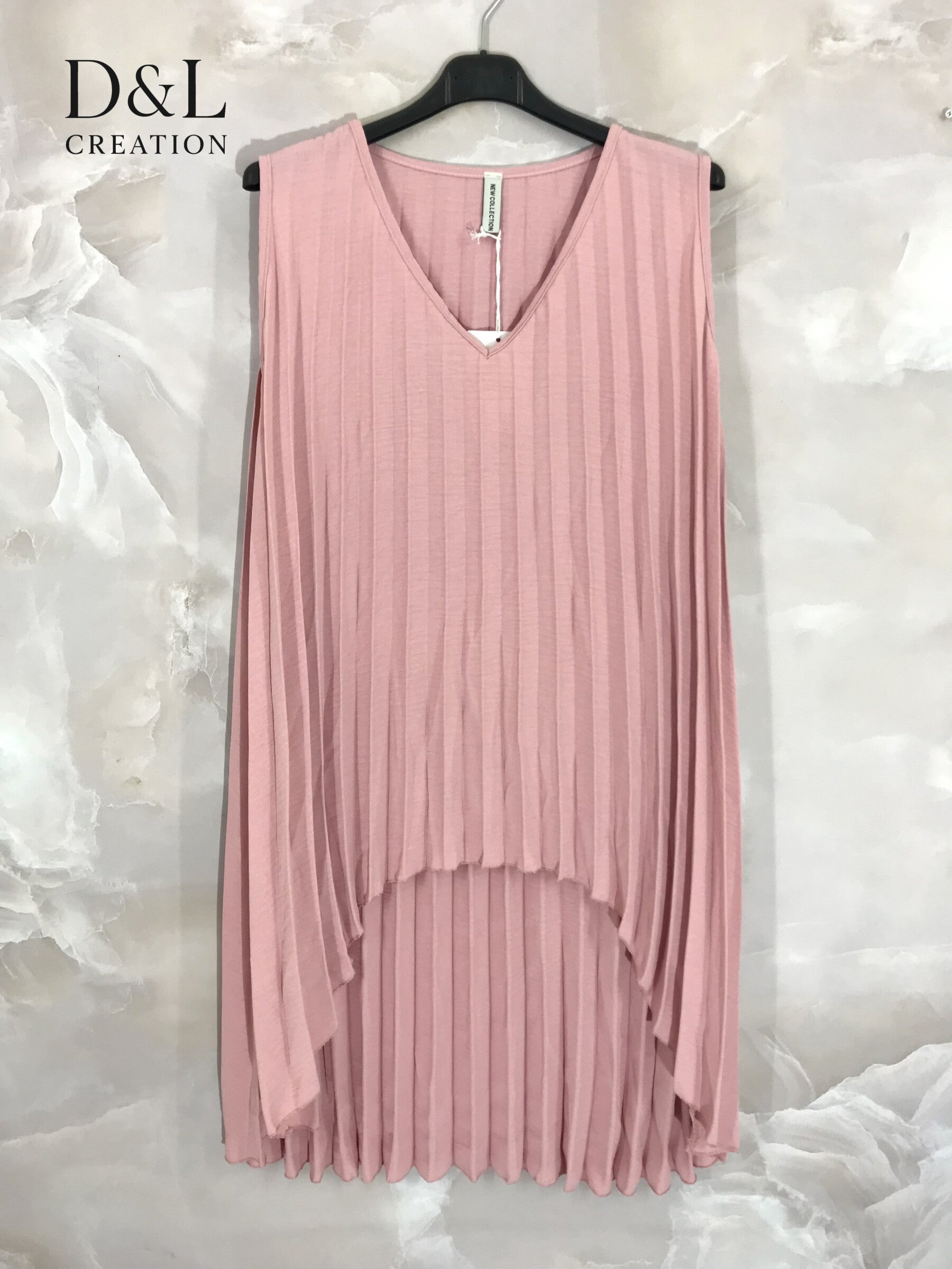 Plus Size Plowed tunic short neck in front of T38 at T60
