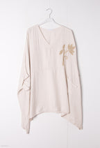 Plus Size Oversized V-neck tunika med stor broderad blomma