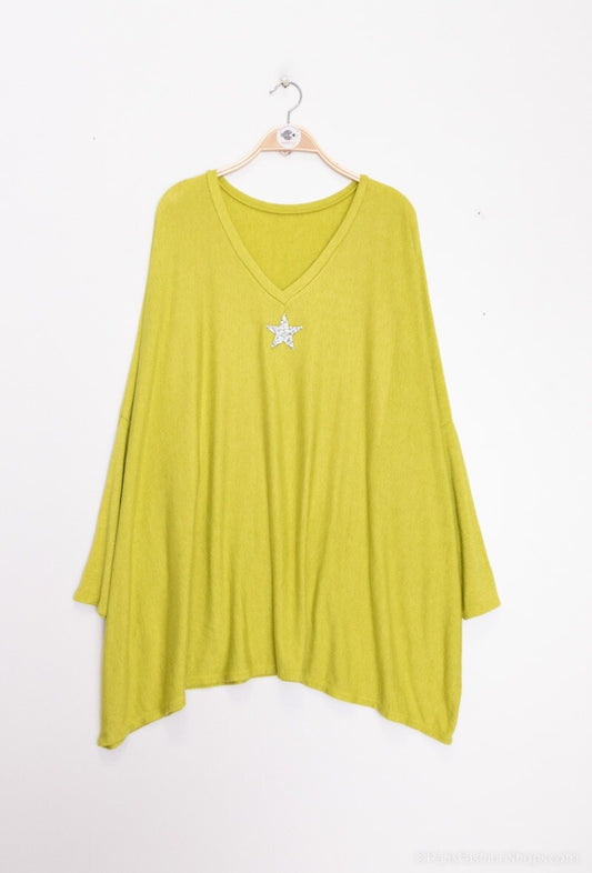 Plus Size Soft V-neck oversized sweater with star