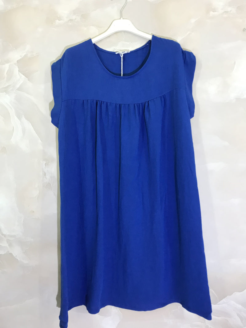 Plus Size Plain sleeveless tunic with 70% linen