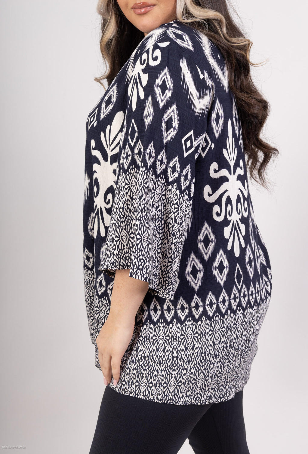 Plus Size Tunika med Stort Tryck och Krage