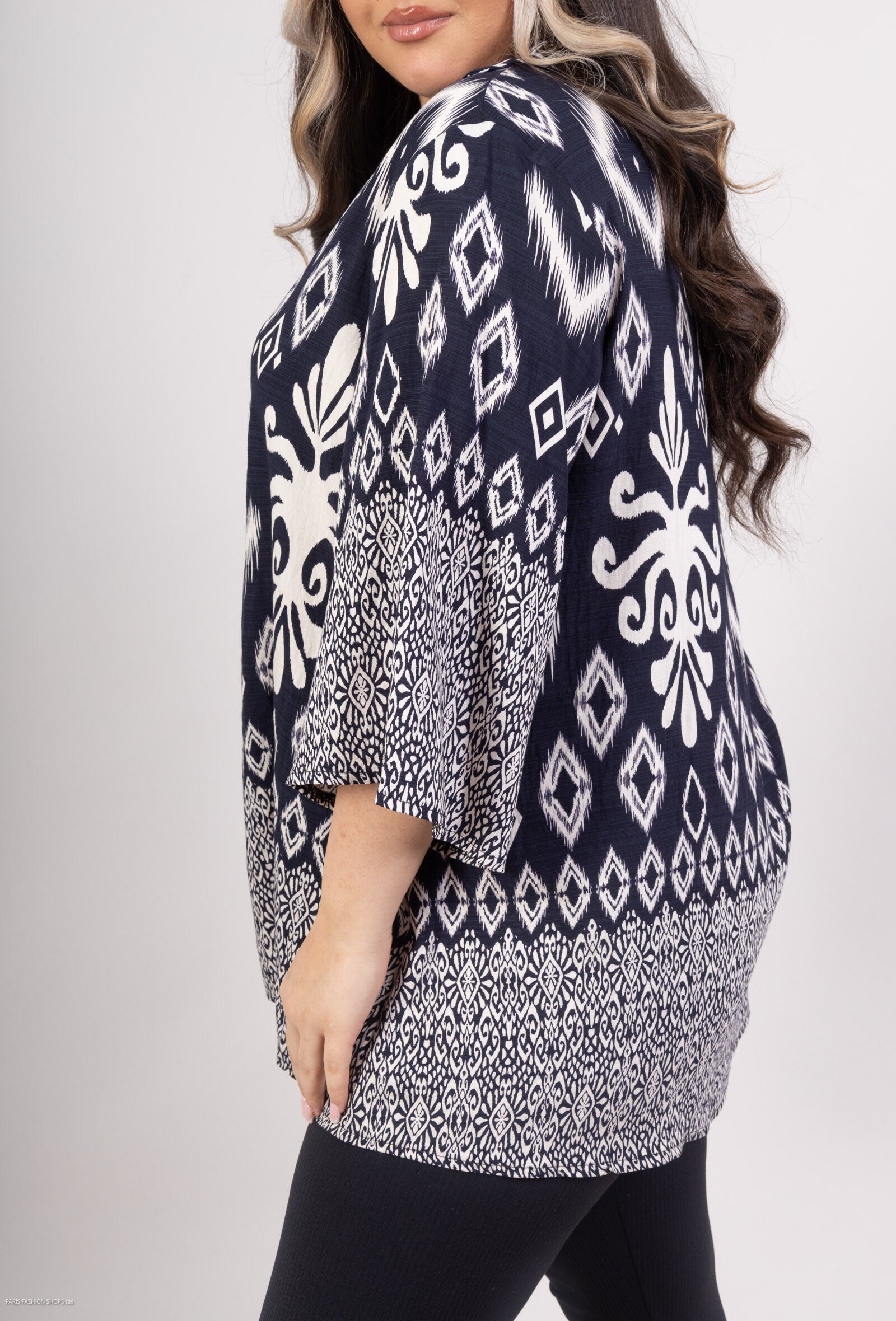 Plus Size Tunika med Stort Tryck och Krage