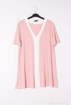 Plus Size Two-tone elastic waist tunics on the front