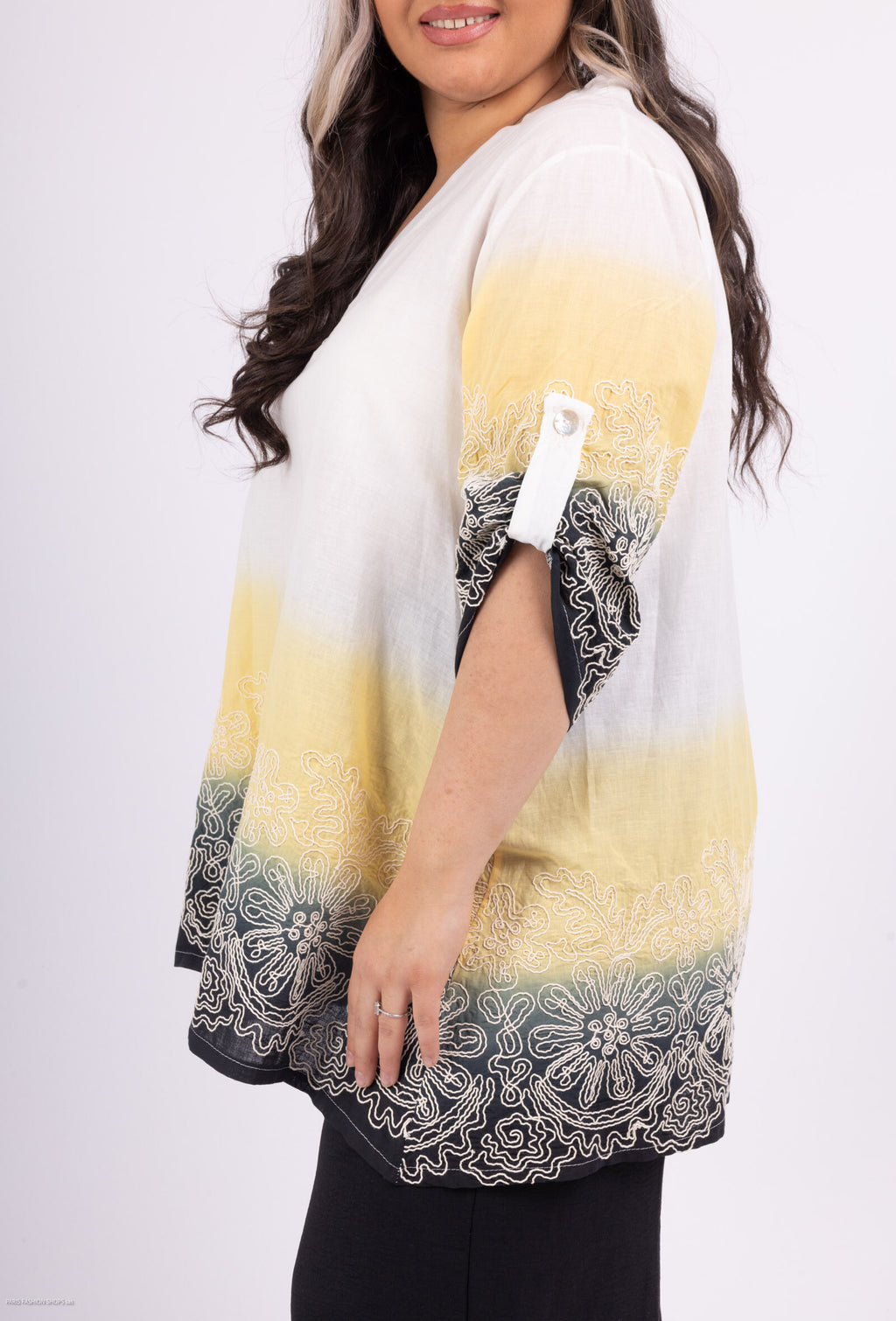 Plus Size Tunika med Broderi och Flytande Ben