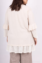 Plus Size Ruffled Tunic med Spetsärmar