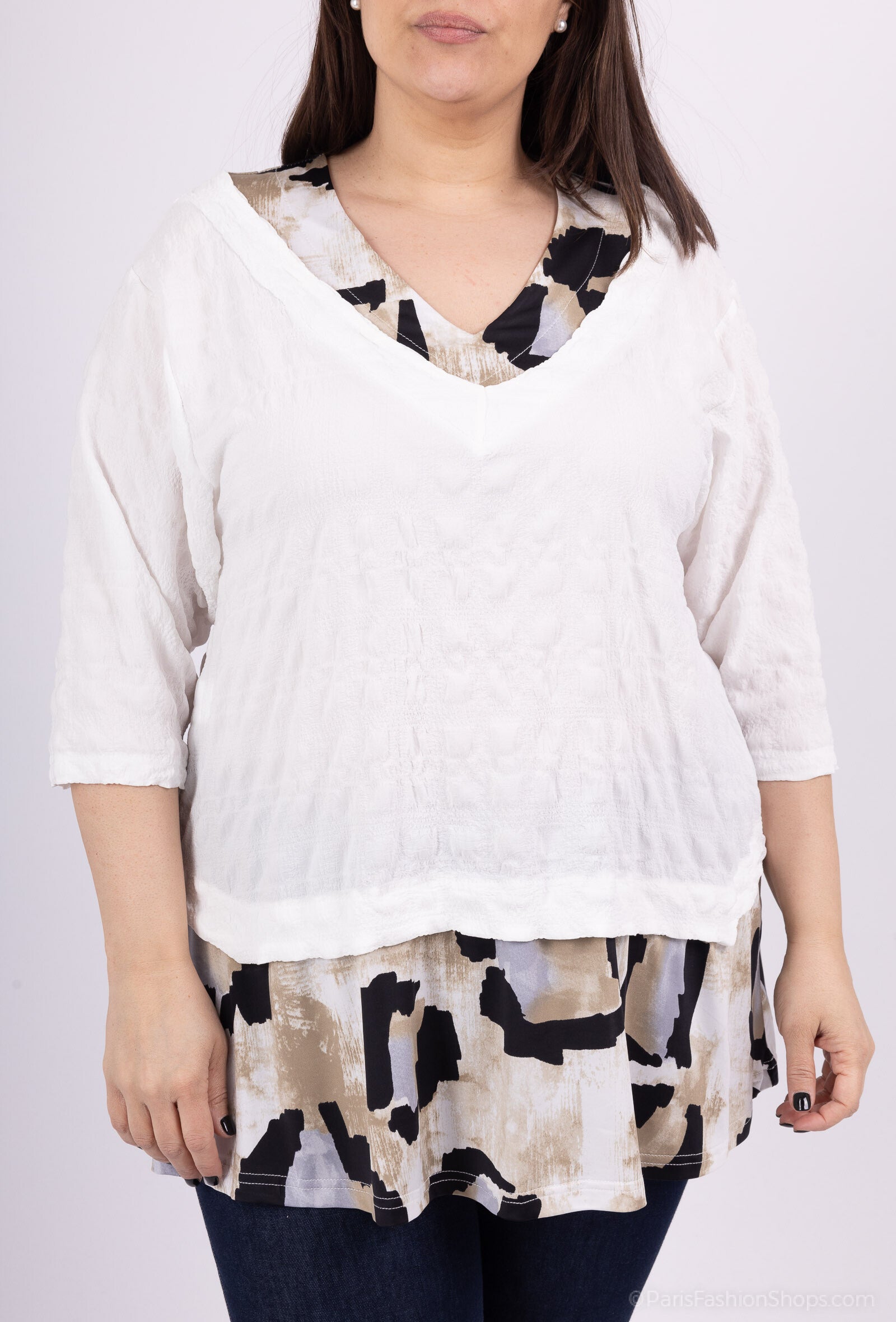 Plus Size Tunics in short -sleeved bubble fabrics in color block