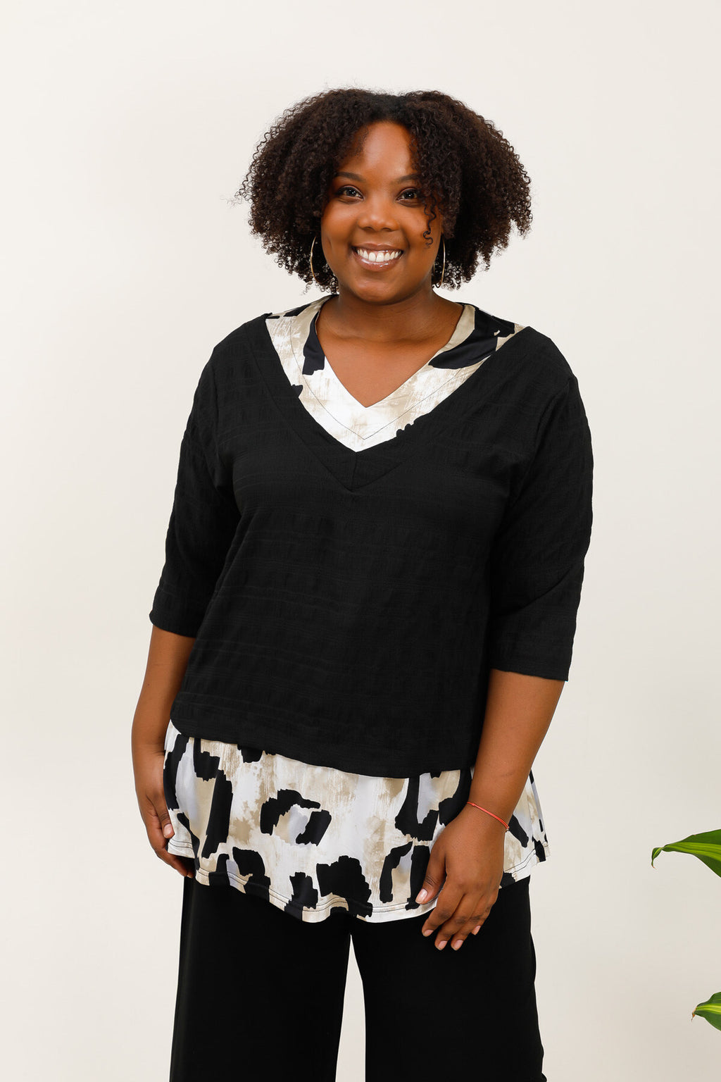 Tunics in short -sleeved bubble fabrics in color block i Stor Storlek