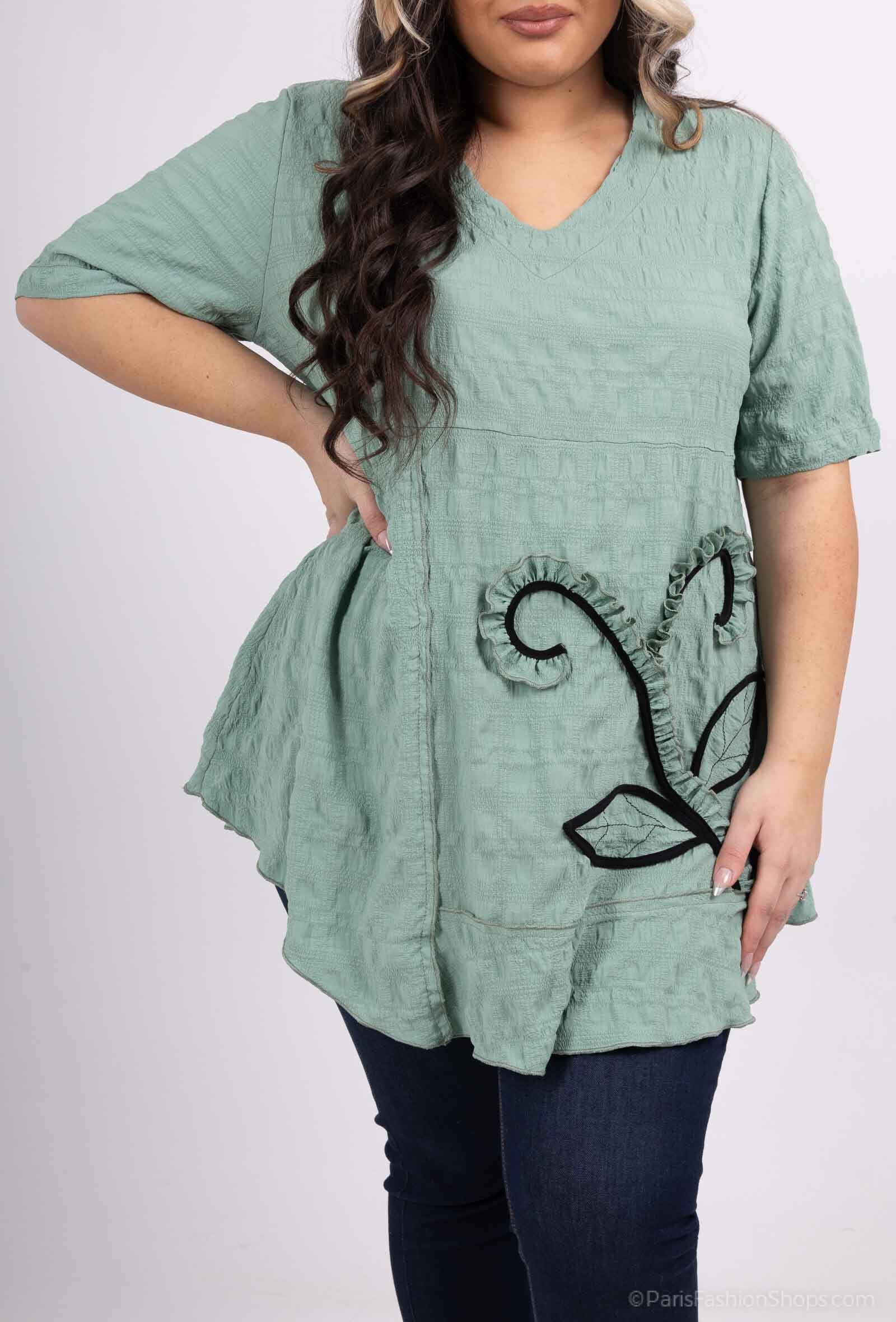 Plus Size Tunics in short -sleeved bubble fabrics in large size
