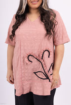 Plus Size Tunics in short -sleeved bubble fabrics in large size