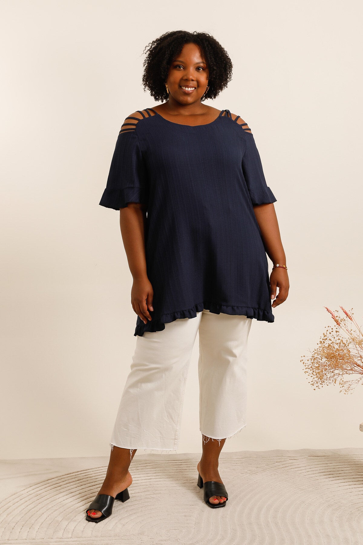 Tunics in naked shoulders for the summer large i Stor Storlek