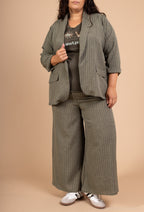 Striped blazer jacket with faux pockets sizes 38 to 52 i Plus Size
