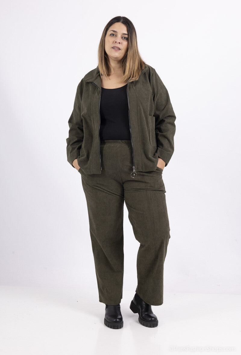 Plus Size Corduroy jackets with zipped pockets